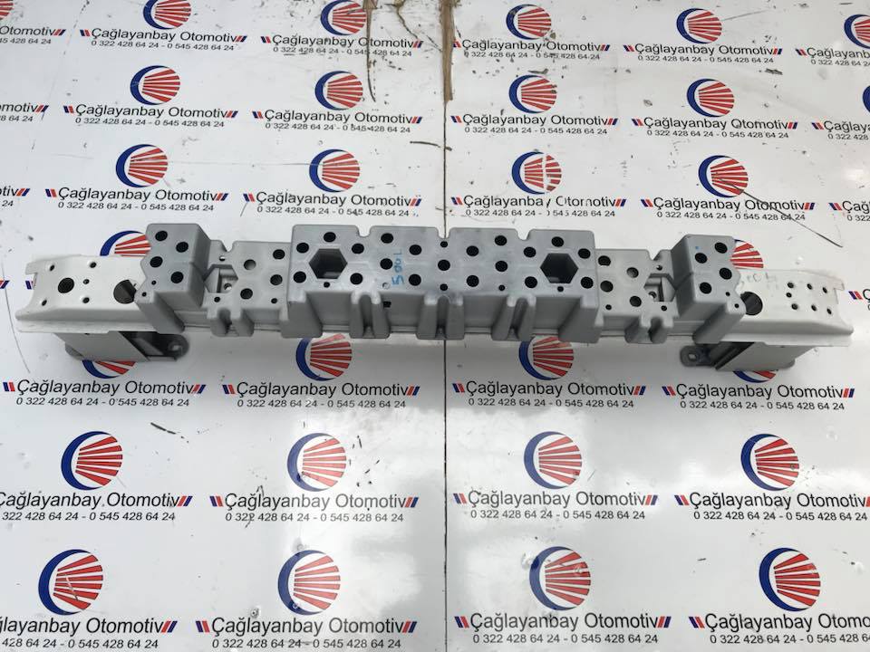 Fiat 500L Tampon Demiri ve Plastiği